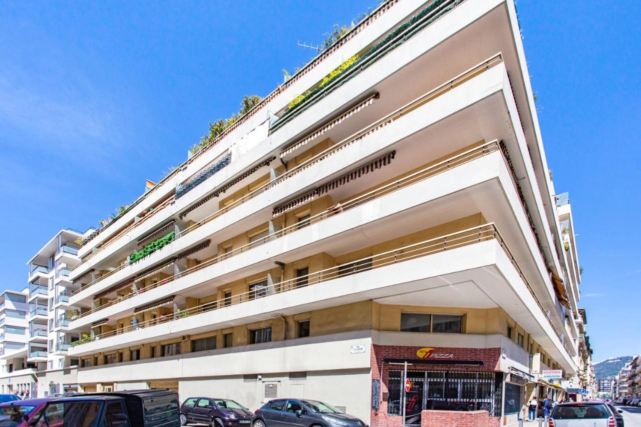 Appartement #4 Papon Parking Climatise Terrasse & Wifi 5mins A Pieds Du Vieux