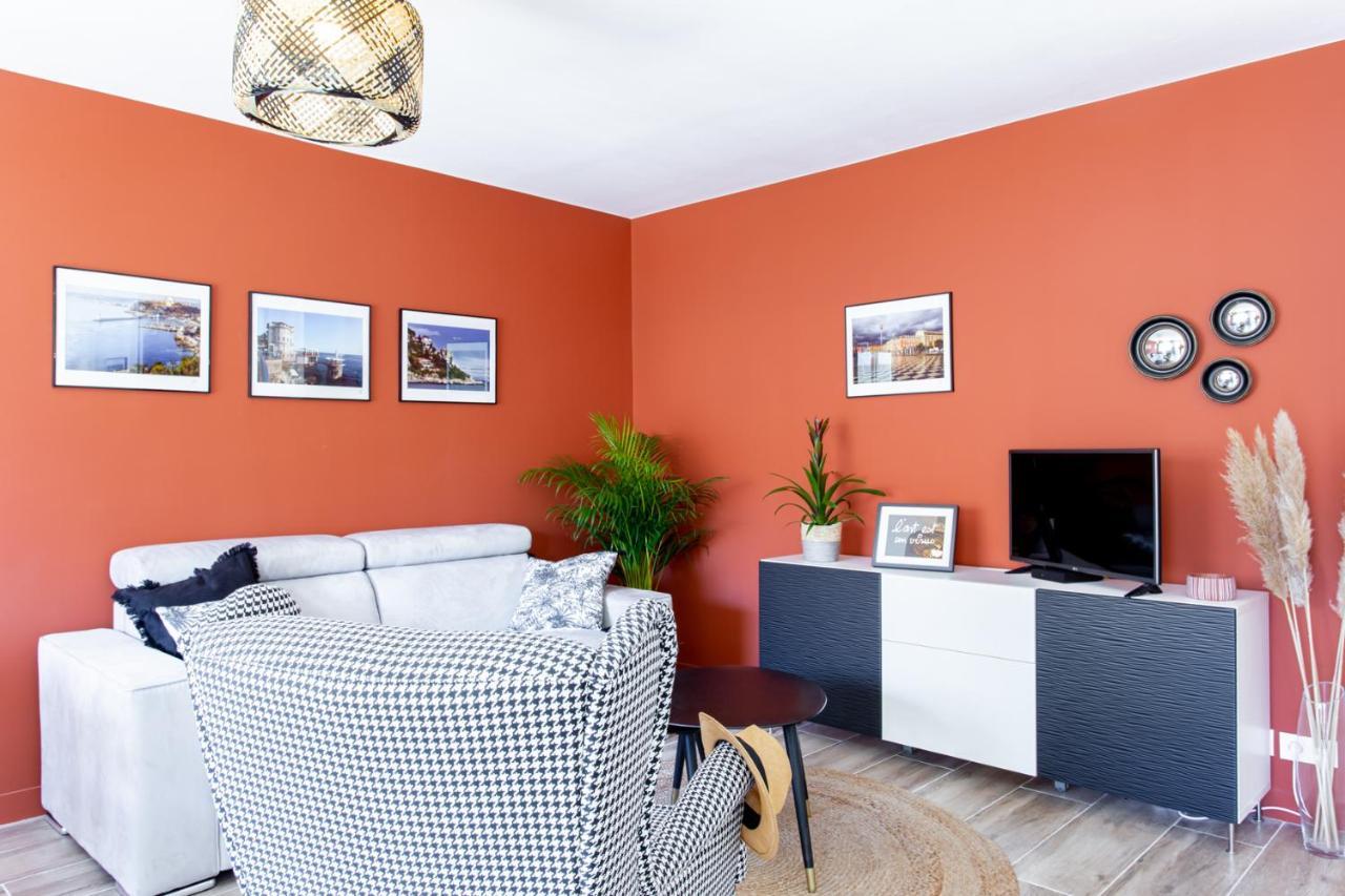 Appartement #4 Papon Parking Climatise Terrasse & Wifi 5mins A Pieds Du Vieux *