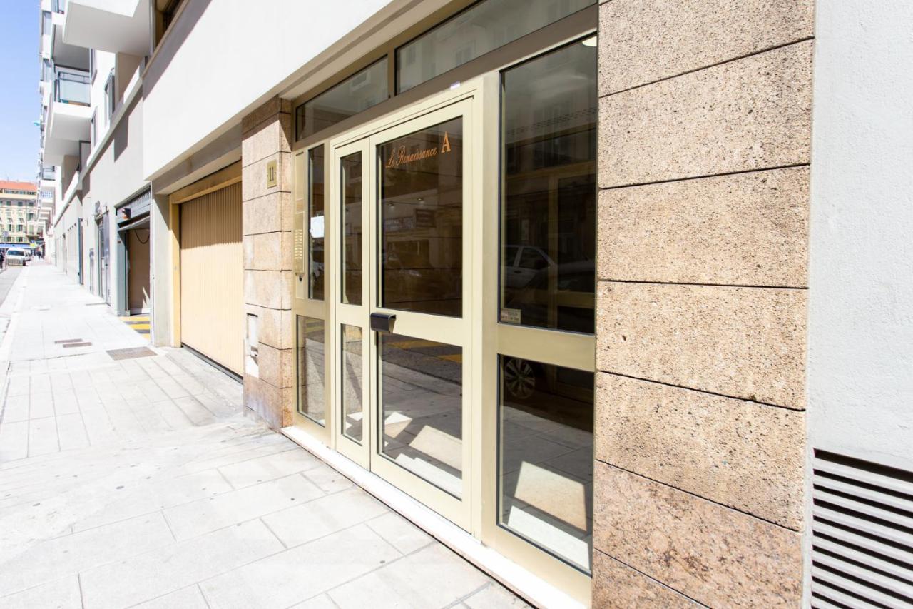 Appartement #4 Papon Parking Climatise Terrasse & Wifi 5mins A Pieds Du Vieux